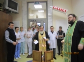 В клиниках состоялся благодарственный молебен Господу и Спасу нашему Иисусу Христу, на котором традиционно присутствовали и сотрудники и пациенты.